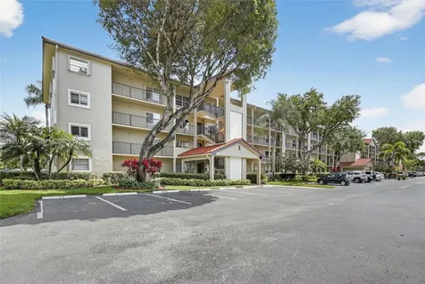 901 SW 128th Terrace Pembroke Pines FL 33027