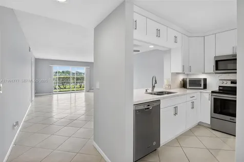 901 SW 128th Terrace Pembroke Pines FL 33027