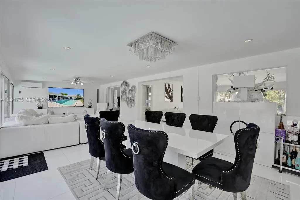 4100 Bayview Drive Fort Lauderdale FL 33308