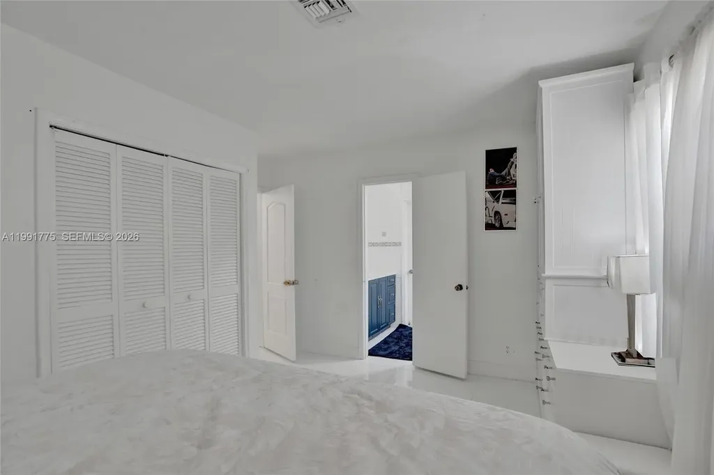 4100 Bayview Drive Fort Lauderdale FL 33308