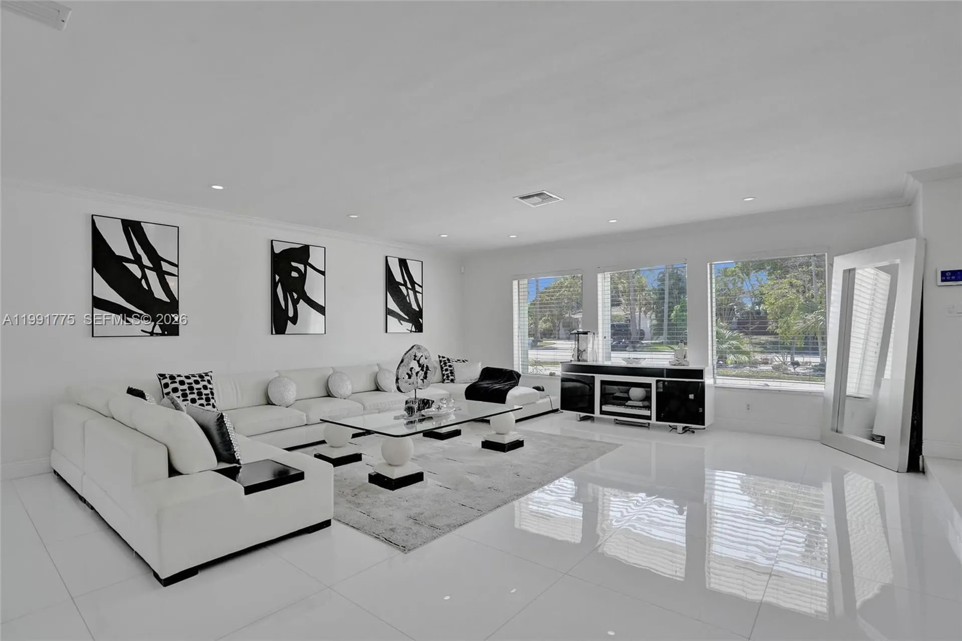 4100 Bayview Drive Fort Lauderdale FL 33308