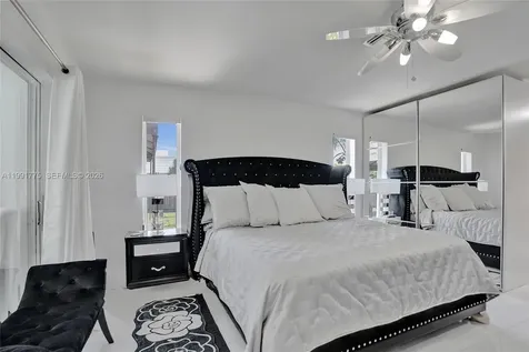 4100 Bayview Drive Fort Lauderdale FL 33308
