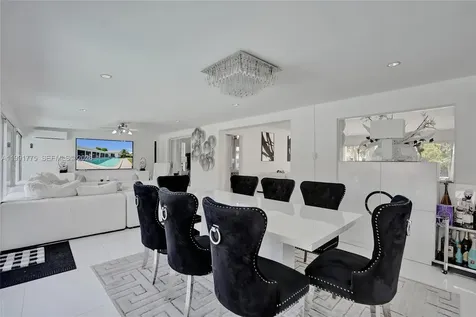 4100 Bayview Drive Fort Lauderdale FL 33308