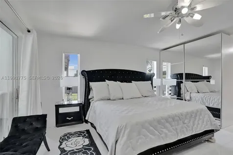 4100 Bayview Drive Fort Lauderdale FL 33308