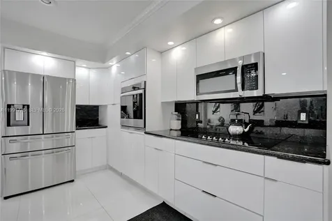 4100 Bayview Drive Fort Lauderdale FL 33308