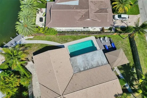 4100 Bayview Drive Fort Lauderdale FL 33308
