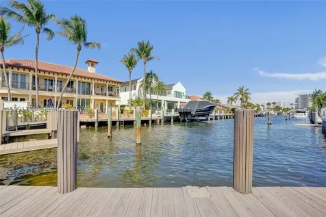 4100 Bayview Drive Fort Lauderdale FL 33308