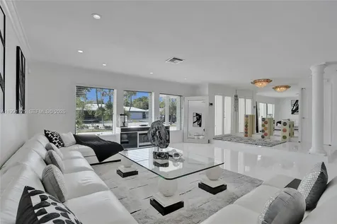 4100 Bayview Drive Fort Lauderdale FL 33308