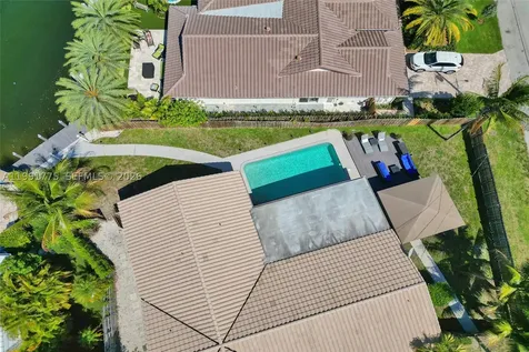 4100 Bayview Drive Fort Lauderdale FL 33308