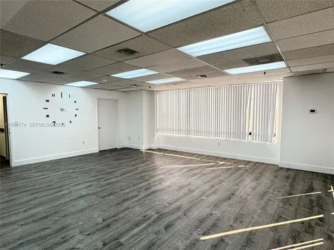 2100 W 76th Street Hialeah FL 33016