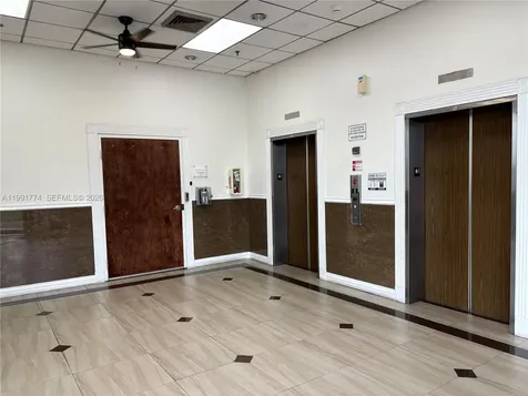2100 W 76th Street Hialeah FL 33016
