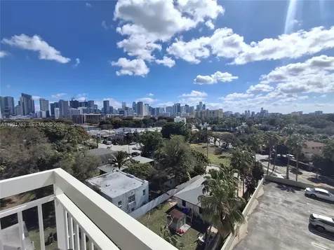 816 NW 11th Street Miami FL 33136