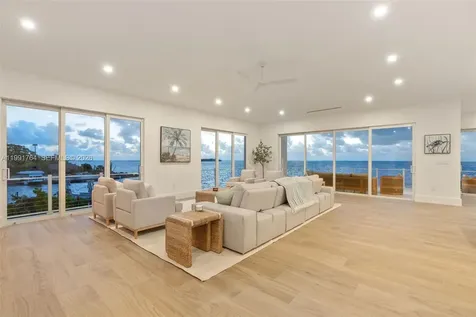 1002 Snapper Lane Key Largo FL 33037