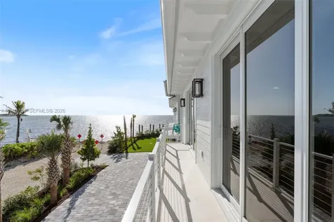 1002 Snapper Lane Key Largo FL 33037