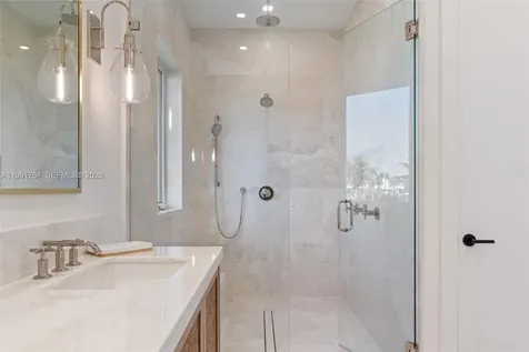 1002 Snapper Lane Key Largo FL 33037