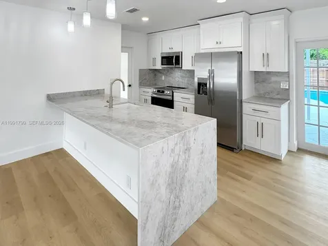 2101 N 56th Avenue Hollywood FL 33021
