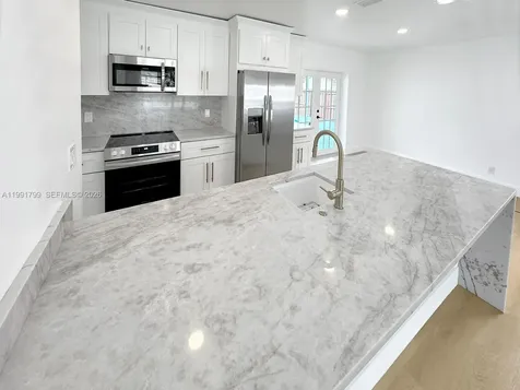 2101 N 56th Avenue Hollywood FL 33021