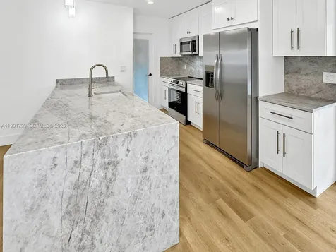 2101 N 56th Avenue Hollywood FL 33021