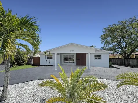 2101 N 56th Avenue Hollywood FL 33021