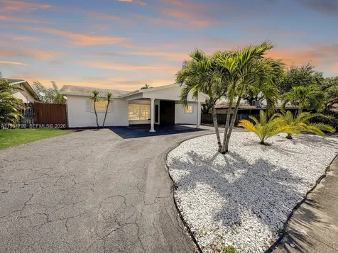 2101 N 56th Avenue Hollywood FL 33021