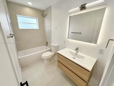 2101 N 56th Avenue Hollywood FL 33021