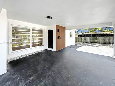 2101 N 56th Avenue Hollywood FL 33021