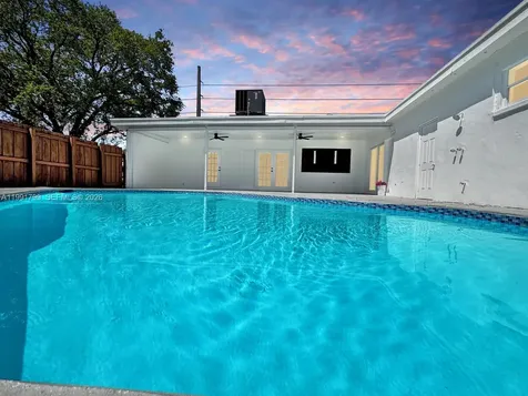 2101 N 56th Avenue Hollywood FL 33021