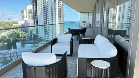 18975 Collins Avenue Sunny Isles Beach FL 33160