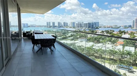 18975 Collins Avenue Sunny Isles Beach FL 33160