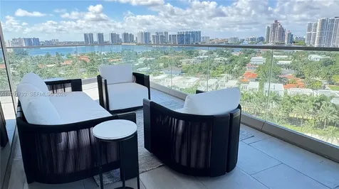 18975 Collins Avenue Sunny Isles Beach FL 33160