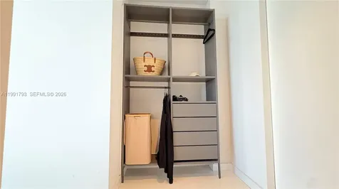 18975 Collins Avenue Sunny Isles Beach FL 33160