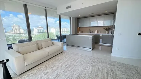 18975 Collins Avenue Sunny Isles Beach FL 33160