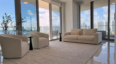 18975 Collins Avenue Sunny Isles Beach FL 33160