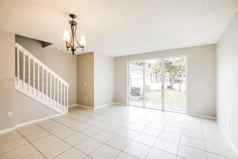 2281 NE 42nd Circle Homestead FL 33033