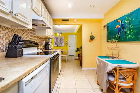 1428 SE 4th Avenue Deerfield Beach FL 33441