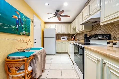 1428 SE 4th Avenue Deerfield Beach FL 33441