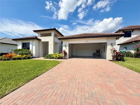 5028 Gambero Way Ave Maria FL 34142