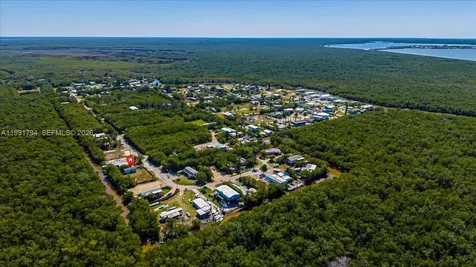 25 & 26 Plantation Drive Everglades City FL 34141