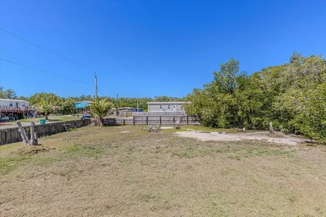 25 & 26 Plantation Drive Everglades City FL 34141
