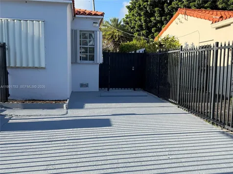 1765 SW 21st Street Miami FL 33145
