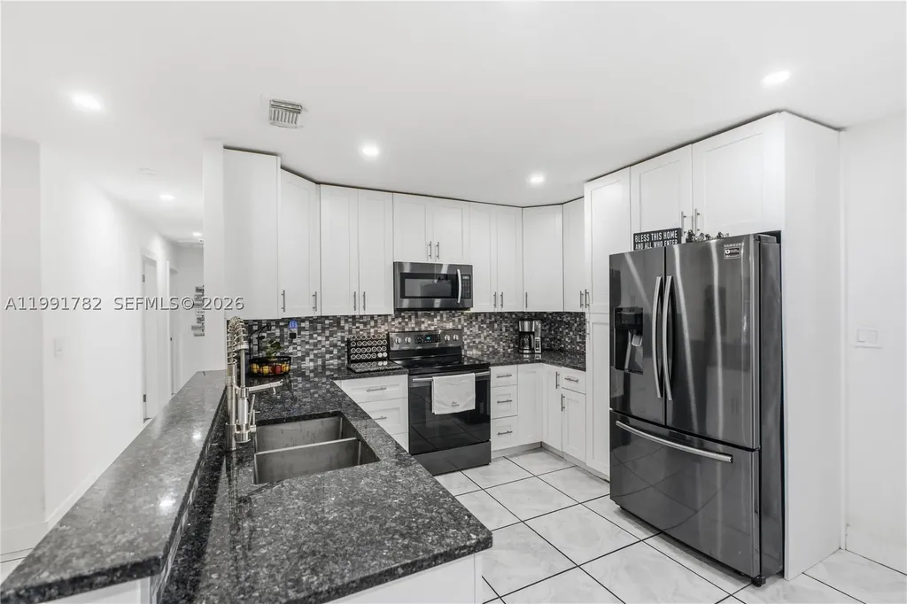 630 NE 23rd Court Pompano Beach FL 33064