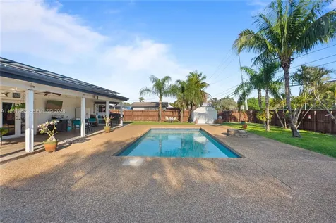 630 NE 23rd Court Pompano Beach FL 33064