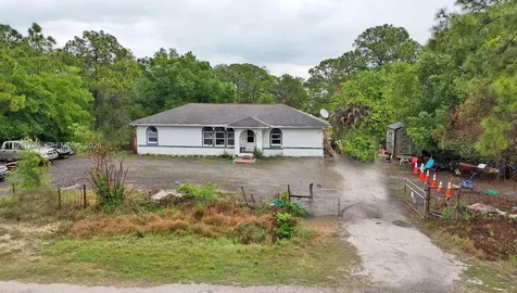 825 N Willow Street Clewiston FL 33440