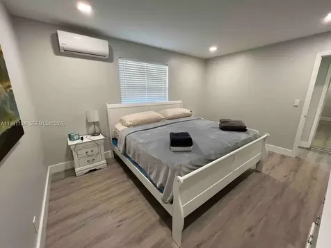 1925 Dewey Street Hollywood FL 33020