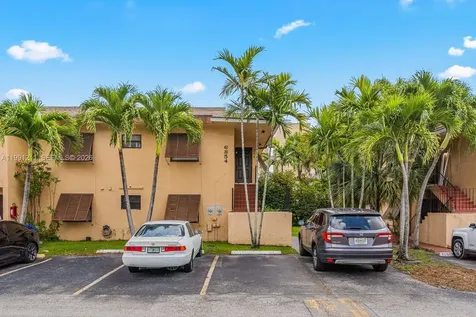 6854 NW 173rd Drive Hialeah FL 33015