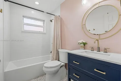 6854 NW 173rd Drive Hialeah FL 33015