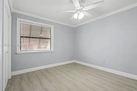 6854 NW 173rd Drive Hialeah FL 33015