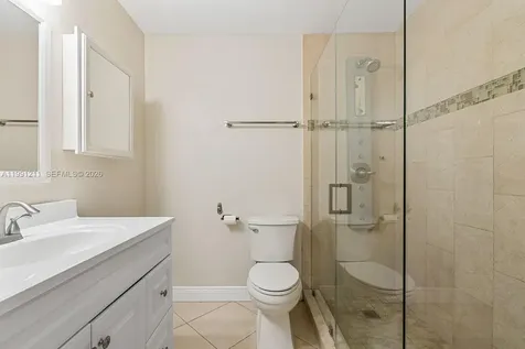 6854 NW 173rd Drive Hialeah FL 33015