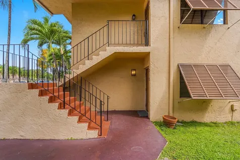 6854 NW 173rd Drive Hialeah FL 33015