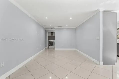 6854 NW 173rd Drive Hialeah FL 33015